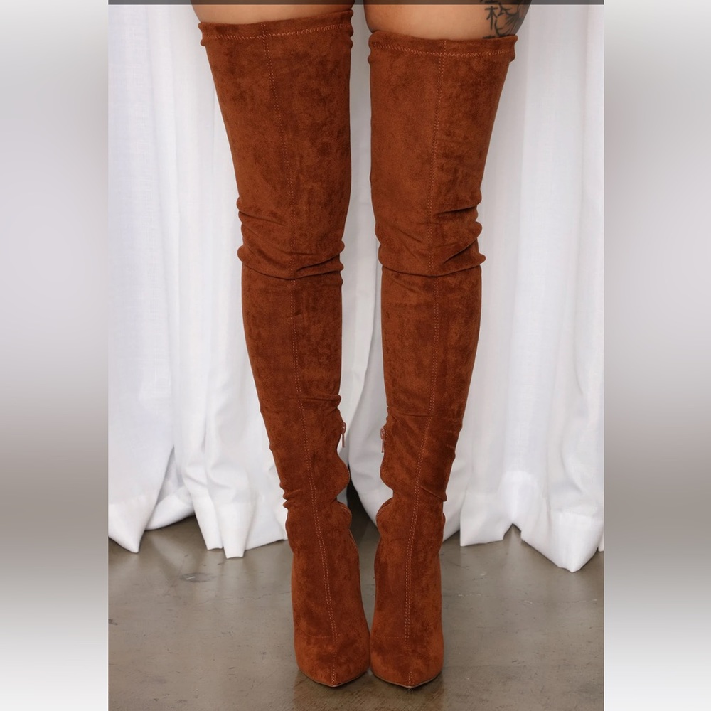 Over the Knee Chestnut/Chocolate Suede boots (7.5)